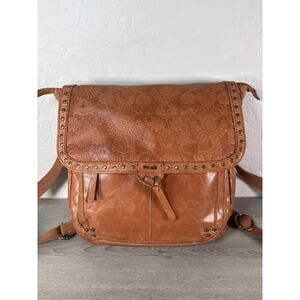 The Sak Ventura Embossed Tan Leather Convertible Backpack Crossbody Boho‎ Bag